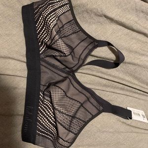 Lululemon bra